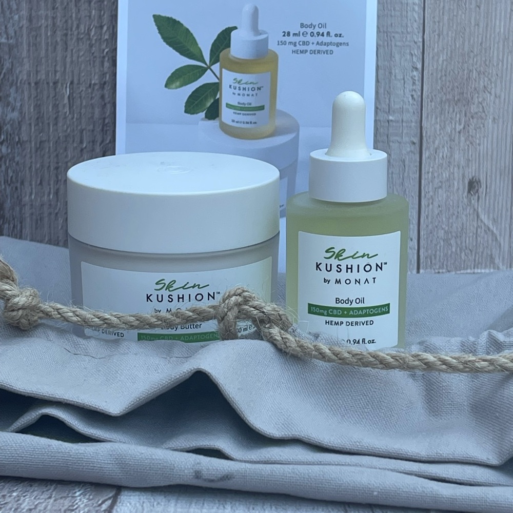 Monat Kushion Set